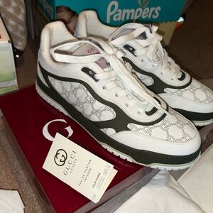 Gucci White and Dark Green Patterned Sneakers
